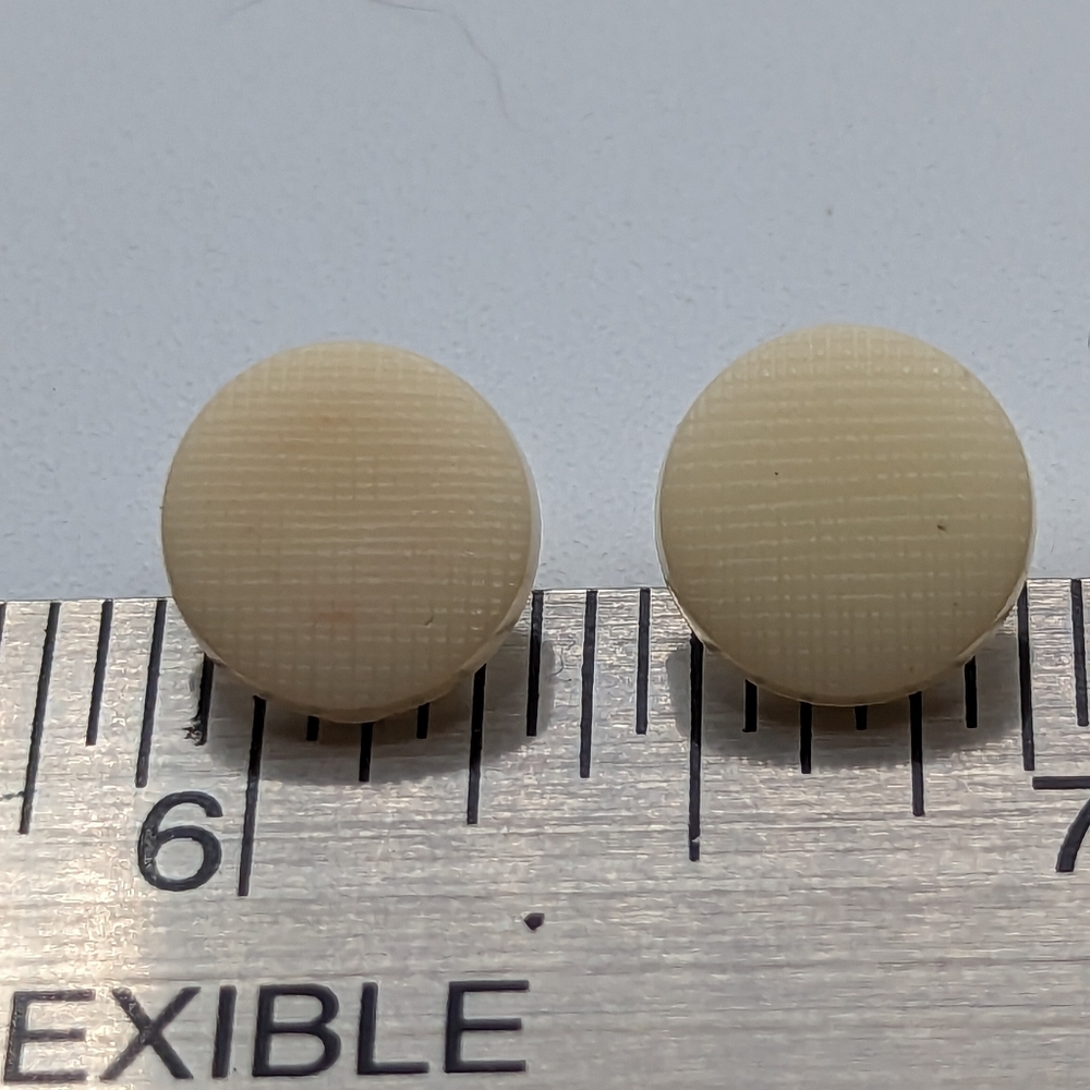 BUTTONS Textured and Cream Colored (6) 1/2"